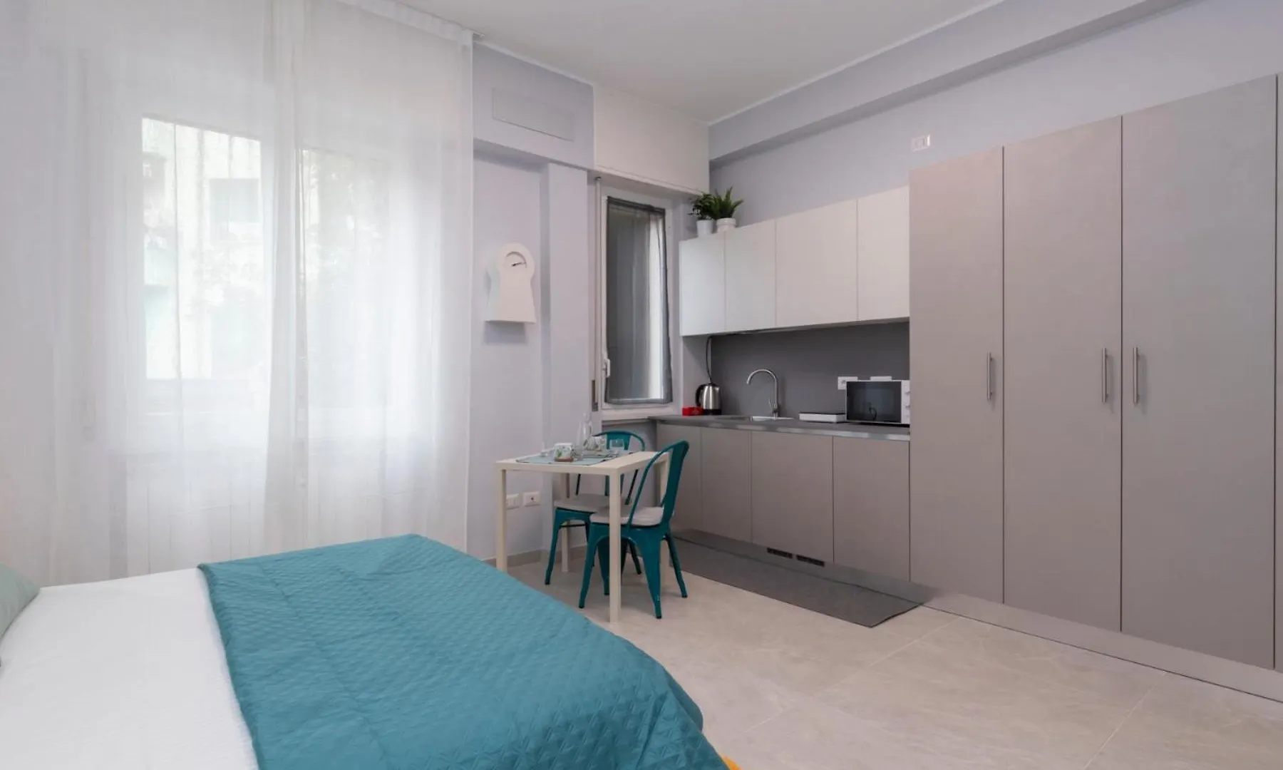 Montalbino Place Milan